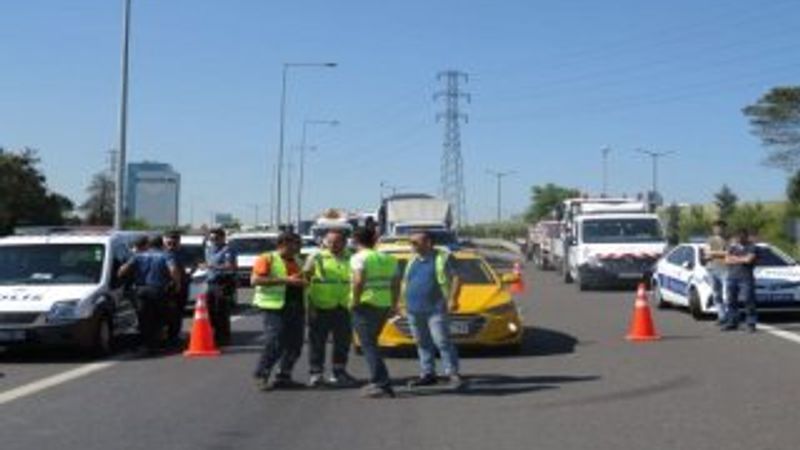 Sürücüler drone'larla gözetim altına alındı