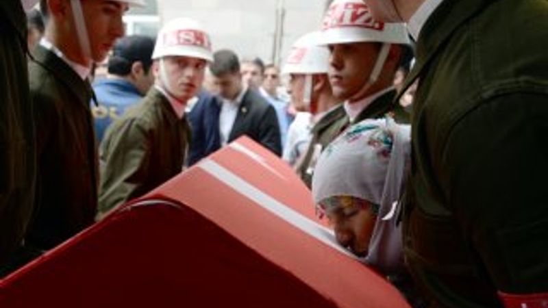 Şehit olan 5 askerimiz için cenaze töreni düzenlendi