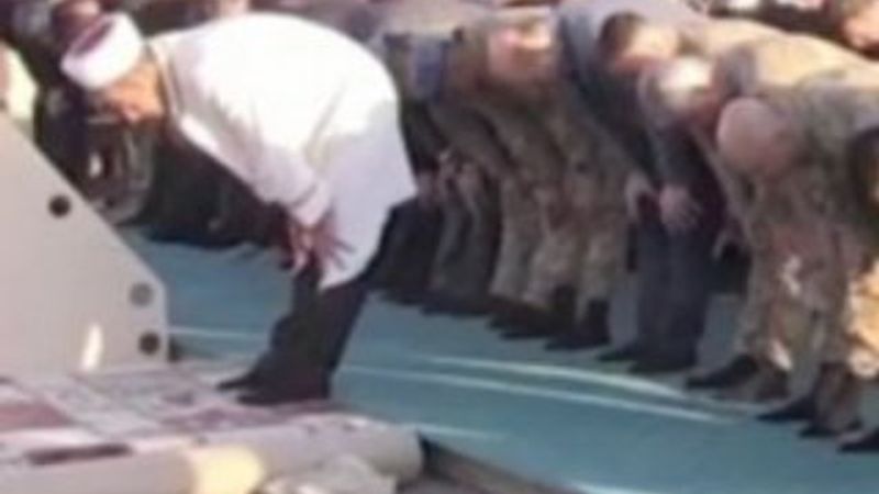 A Haber'in bayram namazı canlı yayını olay oldu