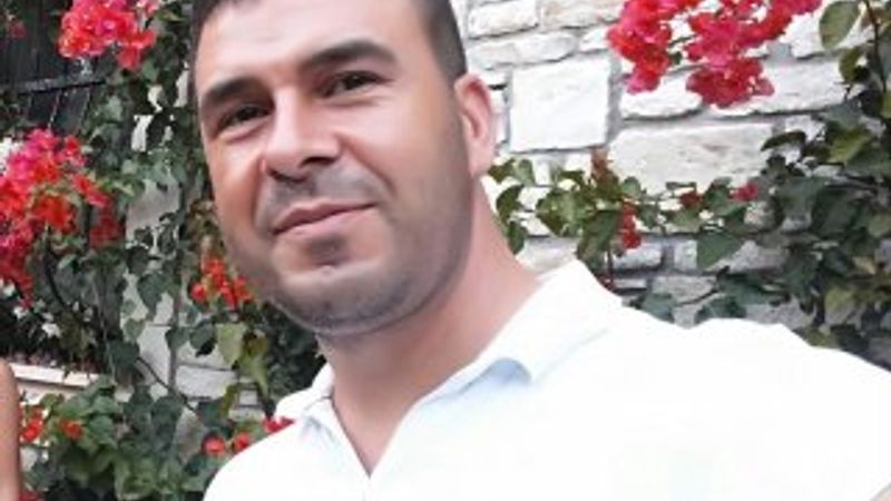 Bayram tatili için geldiği yazlıkta çatıdan düşüp öldü