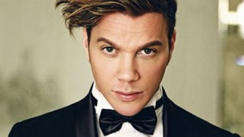 Sinan Akçıl, Demet Akalın'ı engelledi