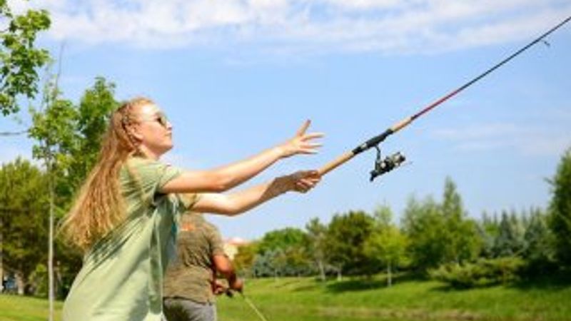 Porsuk Çayı'nda balık tutma yarışması