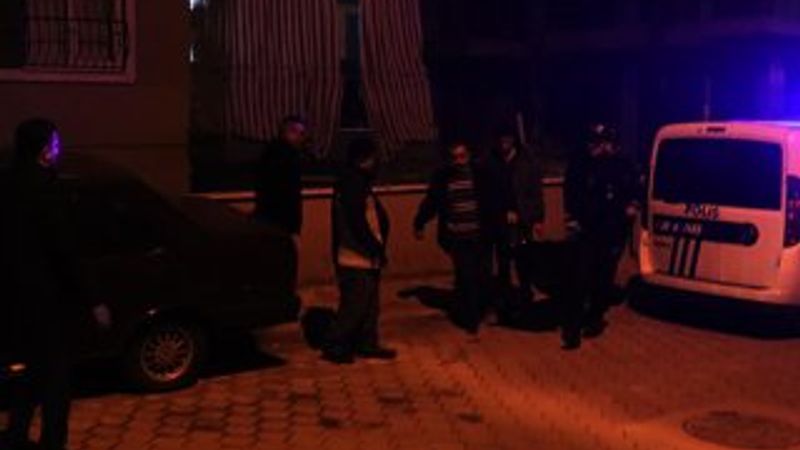 Yalnız yaşayan kişi evinde ölü bulundu 