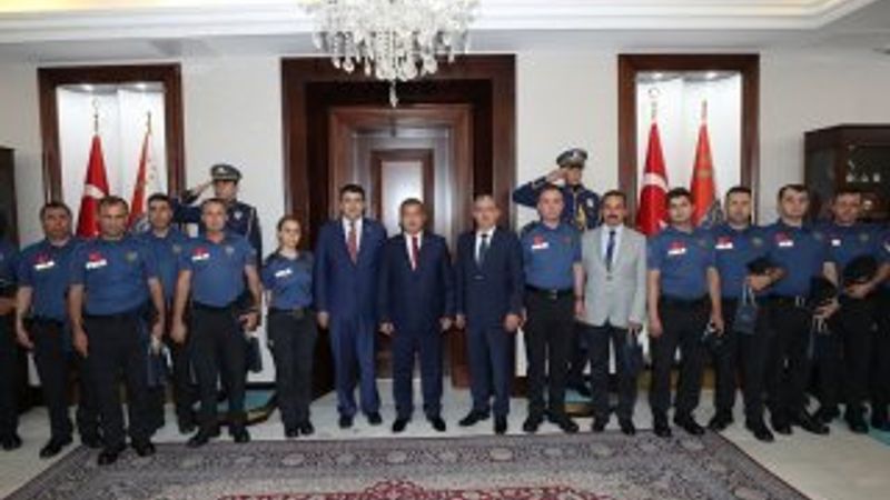 Sırbistan hudut kapılarında Türk polisine görev