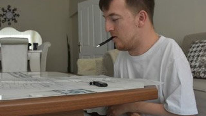 Engelini aşarak mühendis oldu