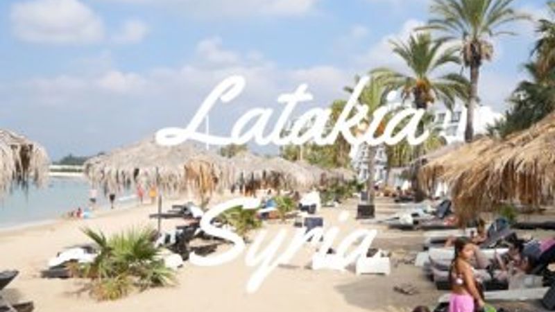 Lazkiye Plajı'nda eğlenen Suriyeliler