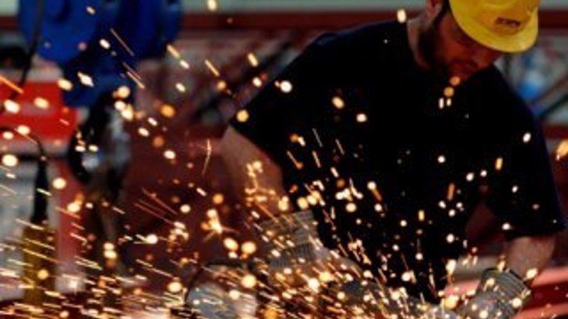 Nisan ayı sanayi üretimi azaldı