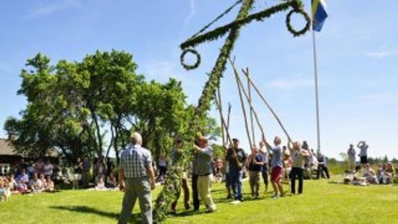 İsveç, en uzun gününü kutladı