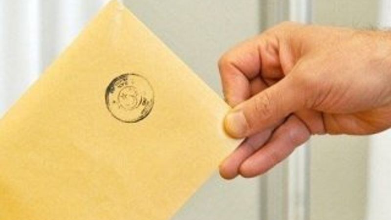 İstanbul seçiminde ünlülerin adayı