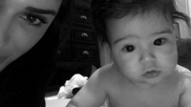 Hamza Arda Turan'ın annesine benzerliği dikkat çekti