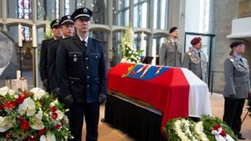 Almanya'daki terör siyasileri korkuttu