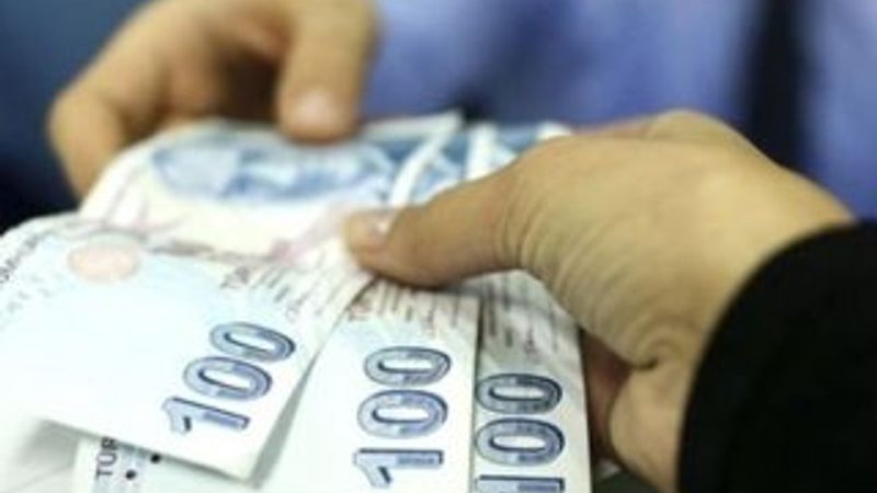 Memur ve emeklilerin zamlı maaşları