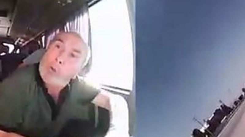 Sakarya'da işçi servisi devrildi