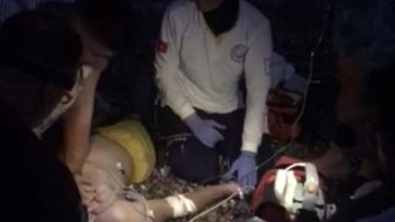 Yüzerken kalp krizi geçiren genç kurtarılamadı