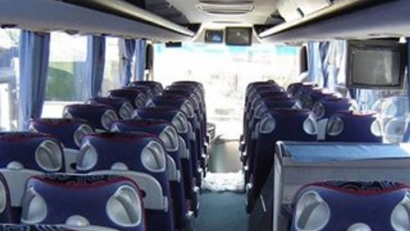 Muavin otobüste kız çocuğunu taciz etti