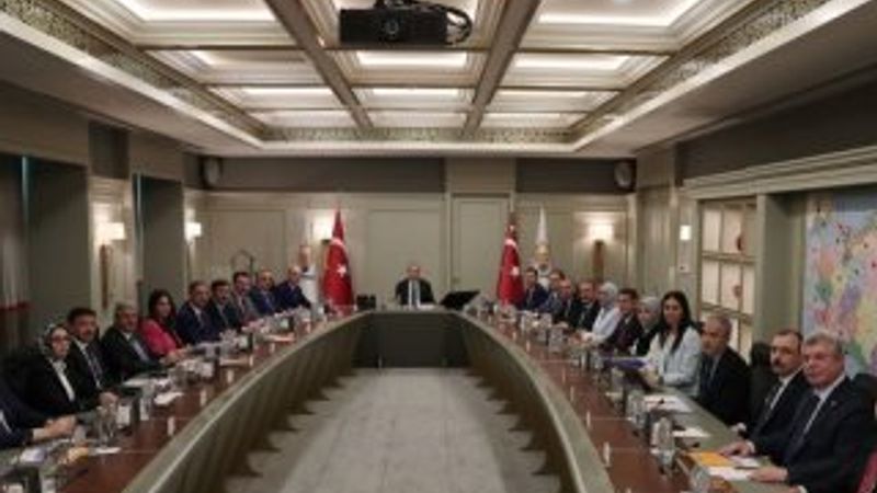 Erdoğan'a göre yargı İmamoğlu'nun önünü kesebilir
