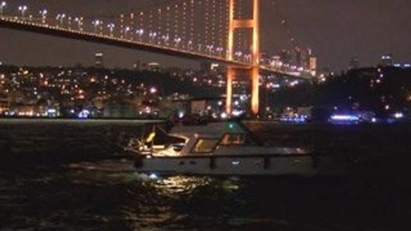 15 Temmuz Şehitler Köprüsü pektus hastalığı için renklendi