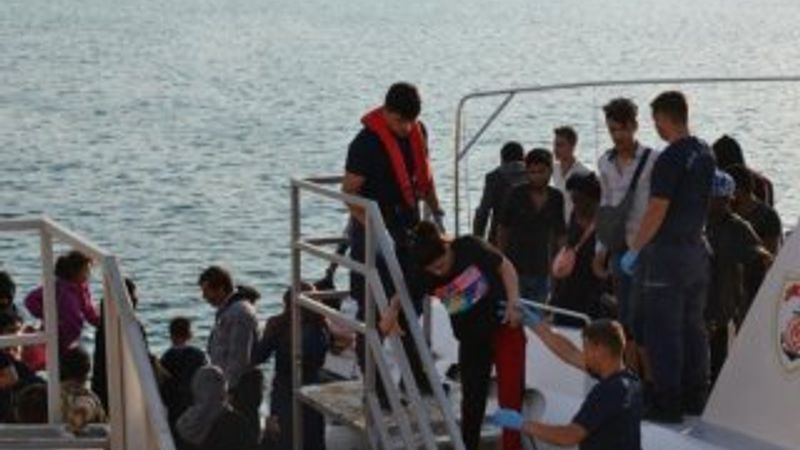 Kuşadası’nda 37 kaçak göçmen yakalandı