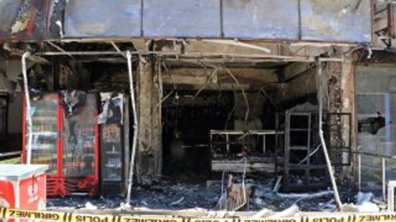 Antalya'da yangına uykuda yakalandılar