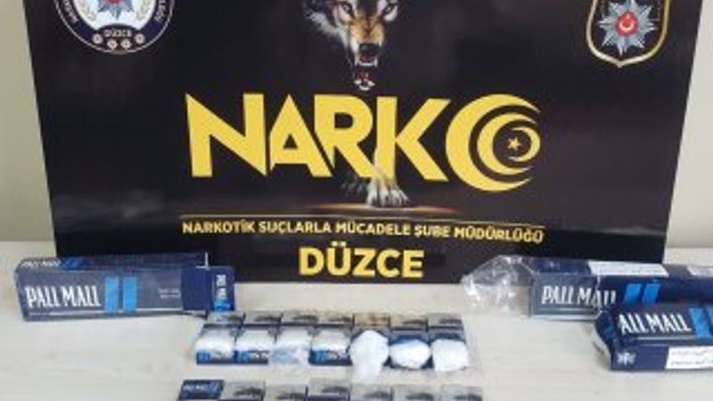 Düzce'de sigara paketinin içinden uyuşturucu çıktı