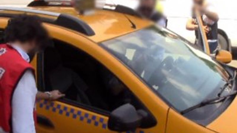 İstanbul'da turistleri dolandıran 25 taksici serbest