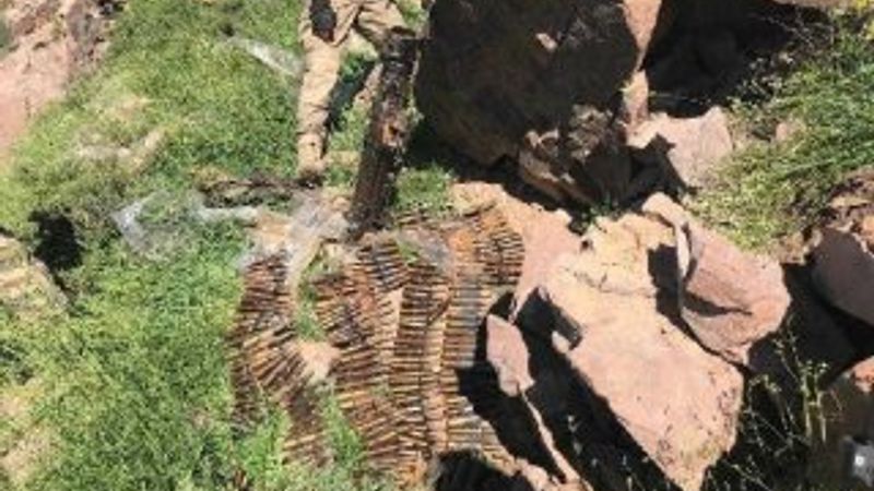 Hakkari'de PKK'nın silah ve mühimmatı ele geçirildi