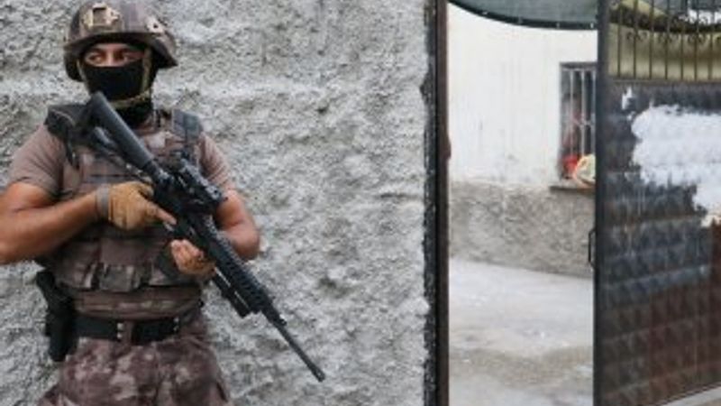Adana’da terör operasyonu