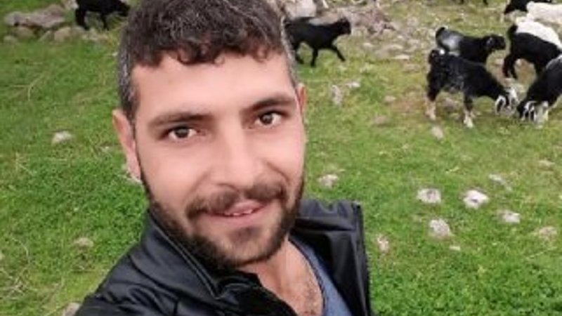 Sıcaktan bunaldığı için girdiği gölette canından oldu