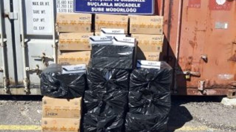 Van’da 14 bin 800 paket kaçak sigara polise takıldı