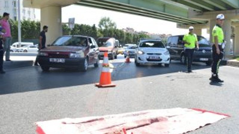 İstanbul'da otogar girişinde kaza: 1 ölü, 1 yaralı