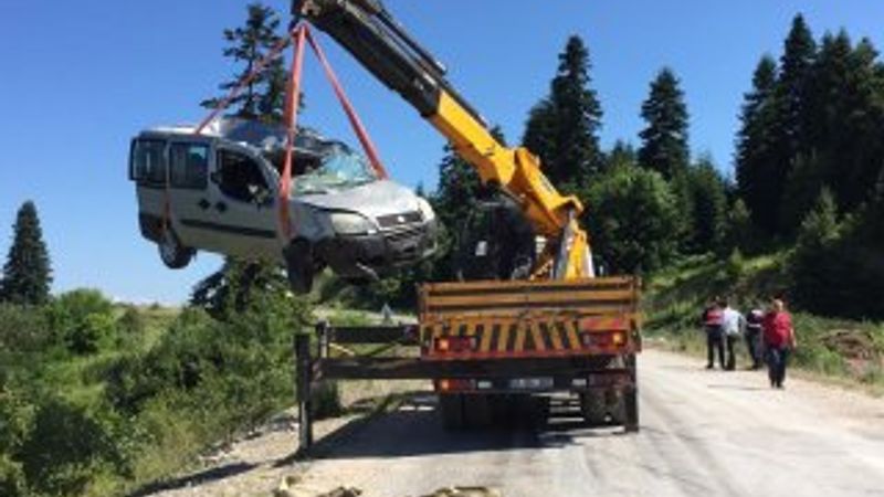 Sinop'ta cenaze yolunda kaza: 1 ölü