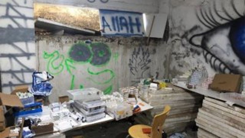 Antalya'da kaçak ilaç deposuna baskın