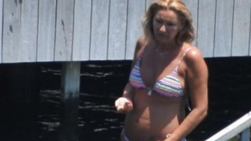 Pınar Altuğ tatilde