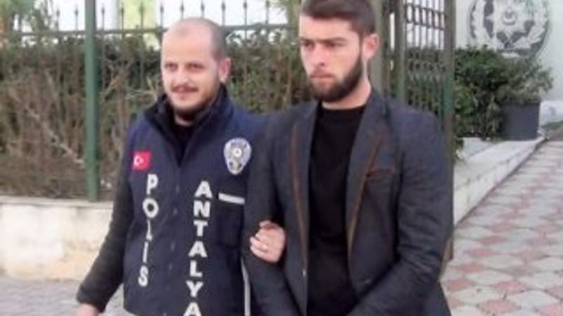 Yakın arkadaşını bıçaklayan zanlı: Eşimle ilgili konuştu