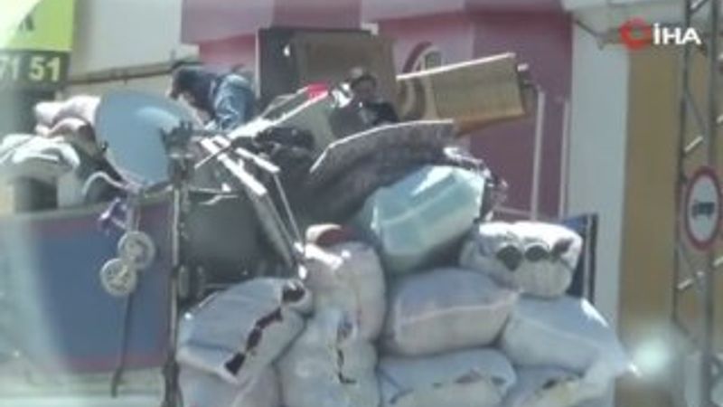 Gaziantep'te eşyaların üzerinde tehlikeli yolculuk
