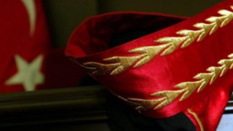 9 hakim ve savcı görevden uzaklaştırıldı