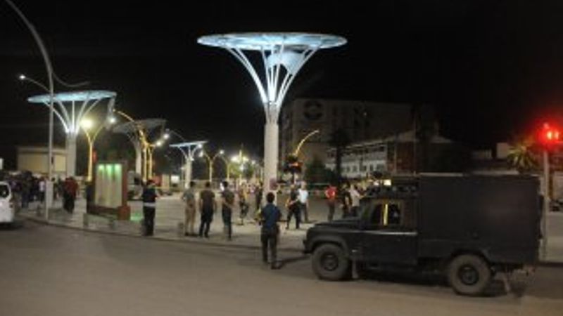 Cizre’de devriye gezen mahalle bekçilerine saldırı