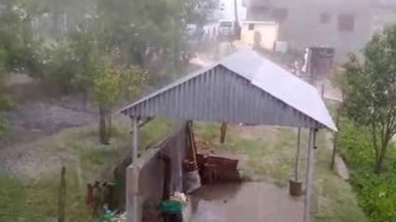 Osmaniye’de dolu yağışı ekili anlanlara zarar verdi