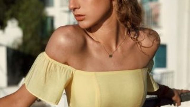 Itır Esen estetik için izin alamadı