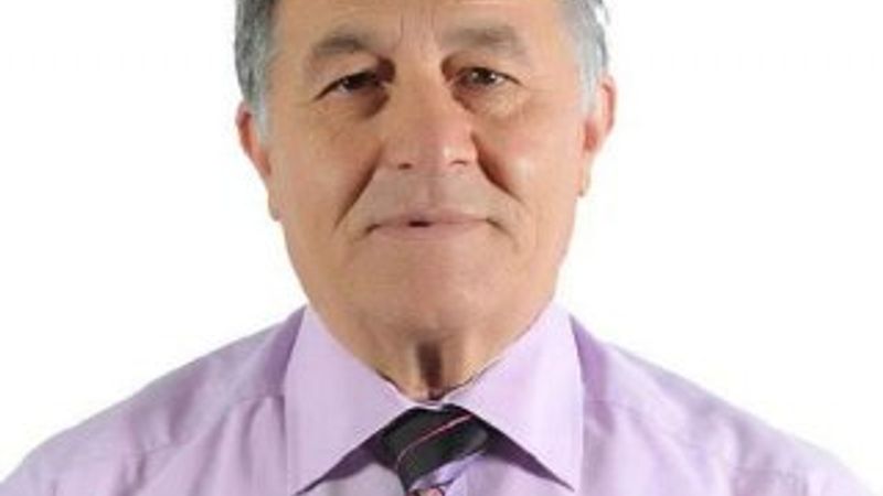 Dolandırıcılara 99 bin lira kaptıran profesör