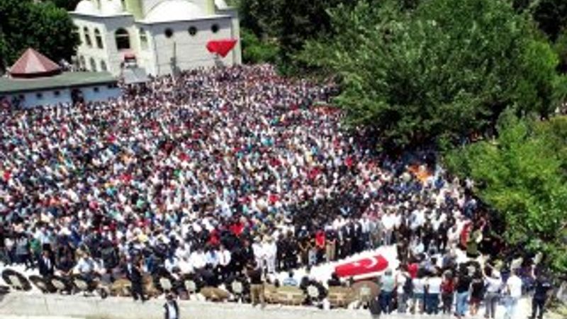 Şehit uzman çavuş Muğla'da son yolculuğuna uğurlandı