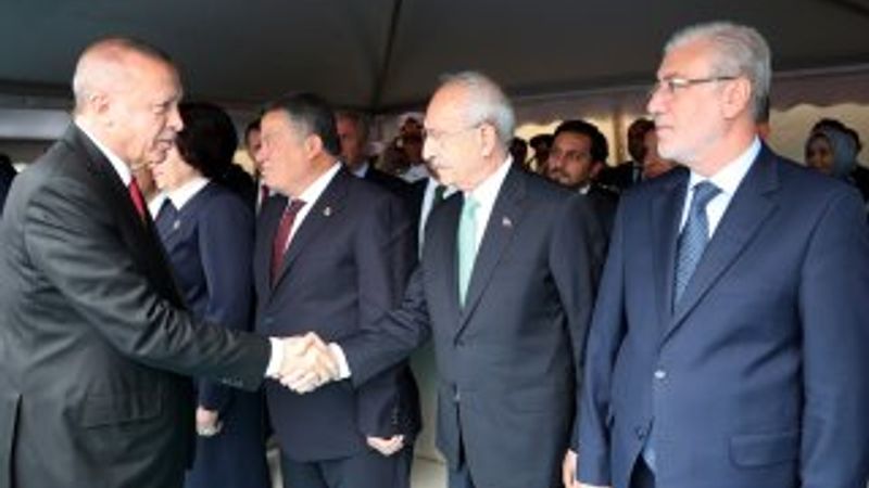 Kılıçdaroğlu, Erdoğan karşısında yine tutuk kaldı
