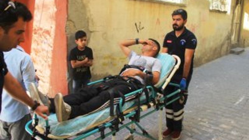 Şanlıurfa'da terk edildiği gerekçesiyle kendini bıçakladı