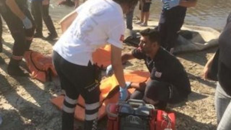 Manisa'da 13 yaşındaki ikizler gölette boğuldu