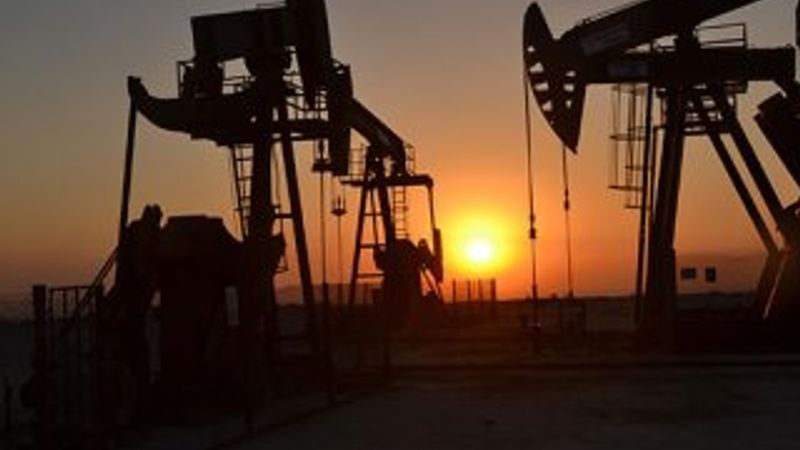 Petrol fiyatları yüzde 1’in üzerinde yükseldi