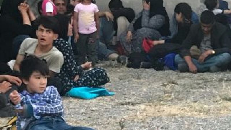 Ayvalık’ta 37 kaçak göçmen yakalandı