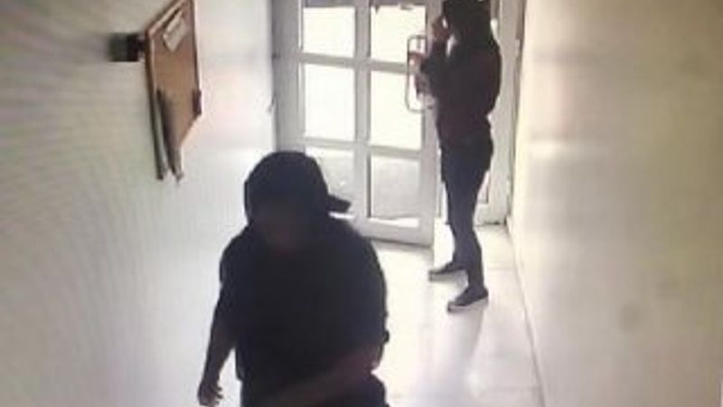 İzmit'te evlerden ziynet eşya çalan 2 hırsız yakalandı