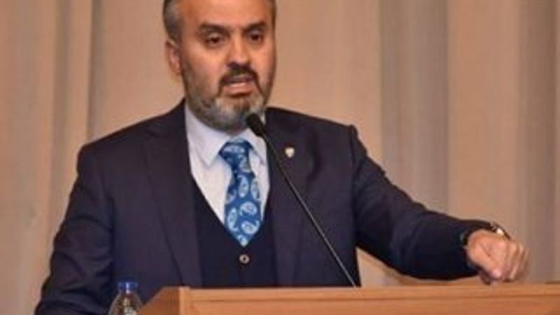 30 Ağustos'u küçümseyen Alinur Aktaş, kendini savundu