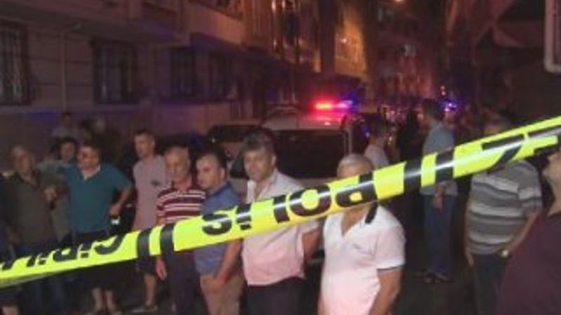 Esenler'de 4 katlı binada yangın çıktı