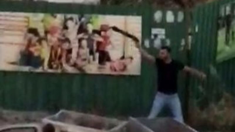 Tüfek, sopa ve bıçaklarla iki grup birbirine girdi